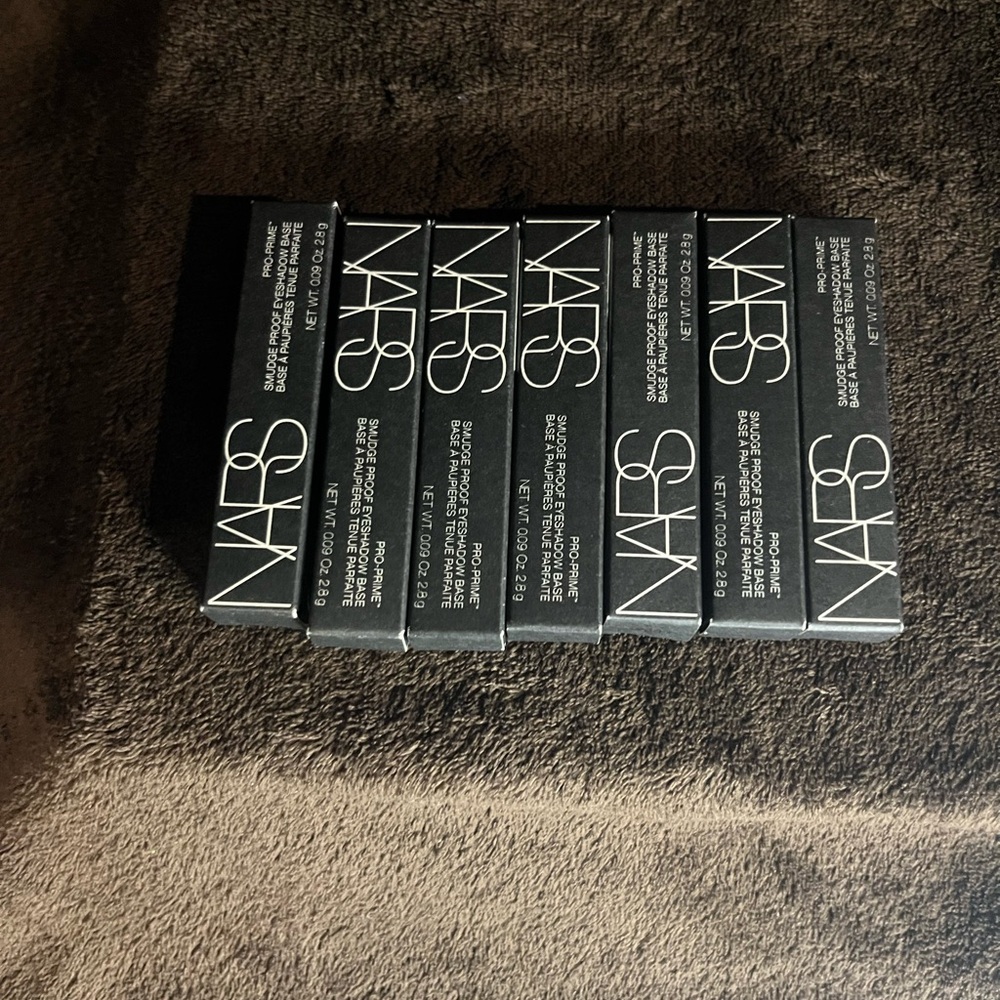 NARS Elegant Lipstick